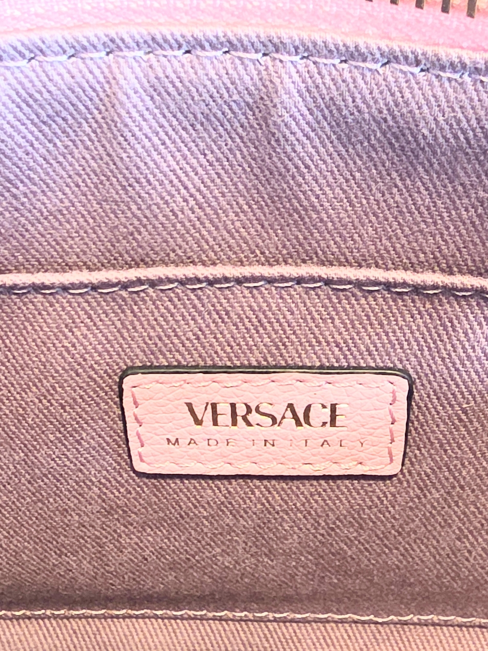 Versace Vitello Pink Leather Shoulder Bag with Gold Medusa Accent Dustbag New - Picture 4 of 10